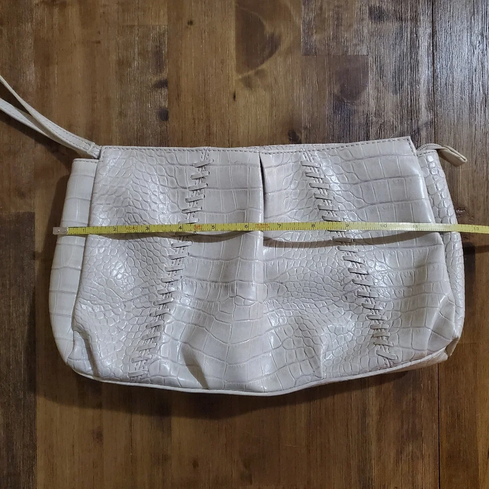 New Women's Apt 9 Ivory Cream Faux Croc Embossed Clutch Purse - Boho / Western